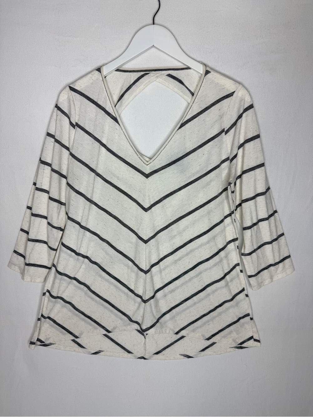 White House Black Market Women's Top Size L Striped 3/4 Sleeve Open Back
